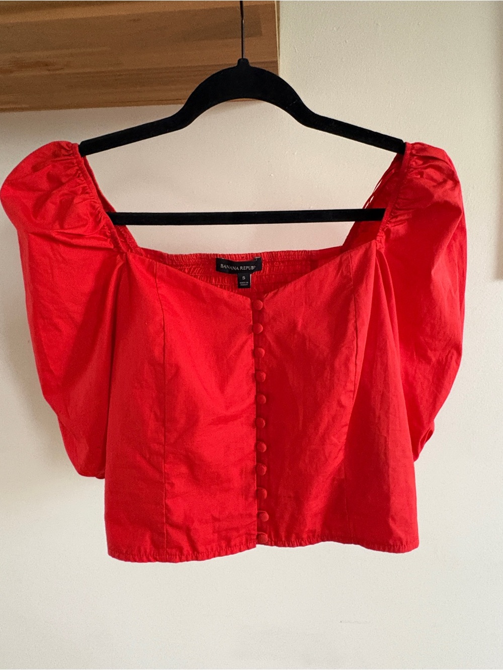 Banana Republic Red Puff-Sleeve Button Front Top